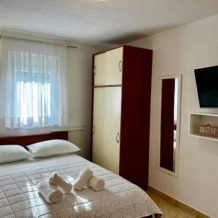 Dinka Apartment 特罗吉尔 外观 照片