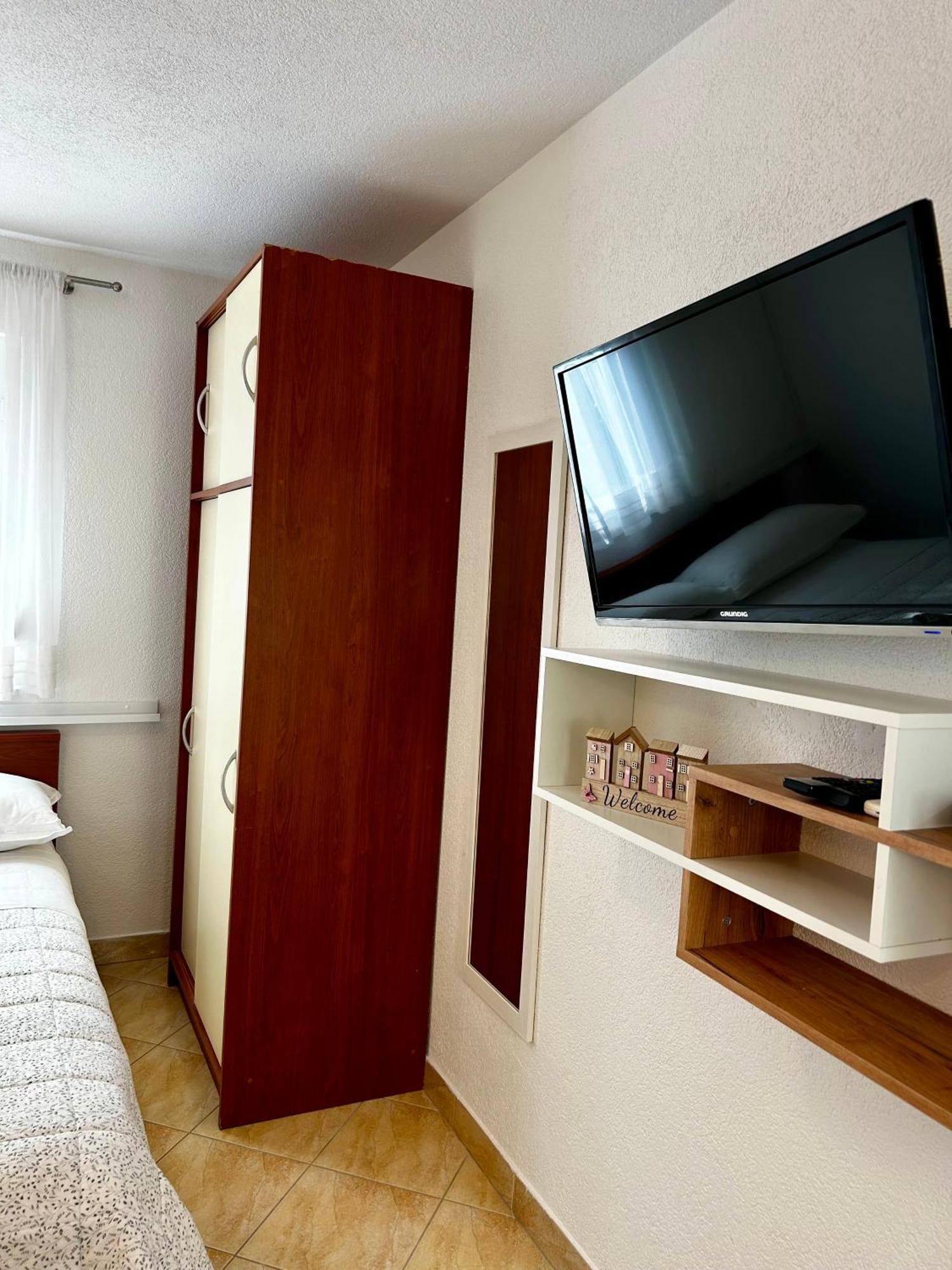 Dinka Apartment 特罗吉尔 外观 照片