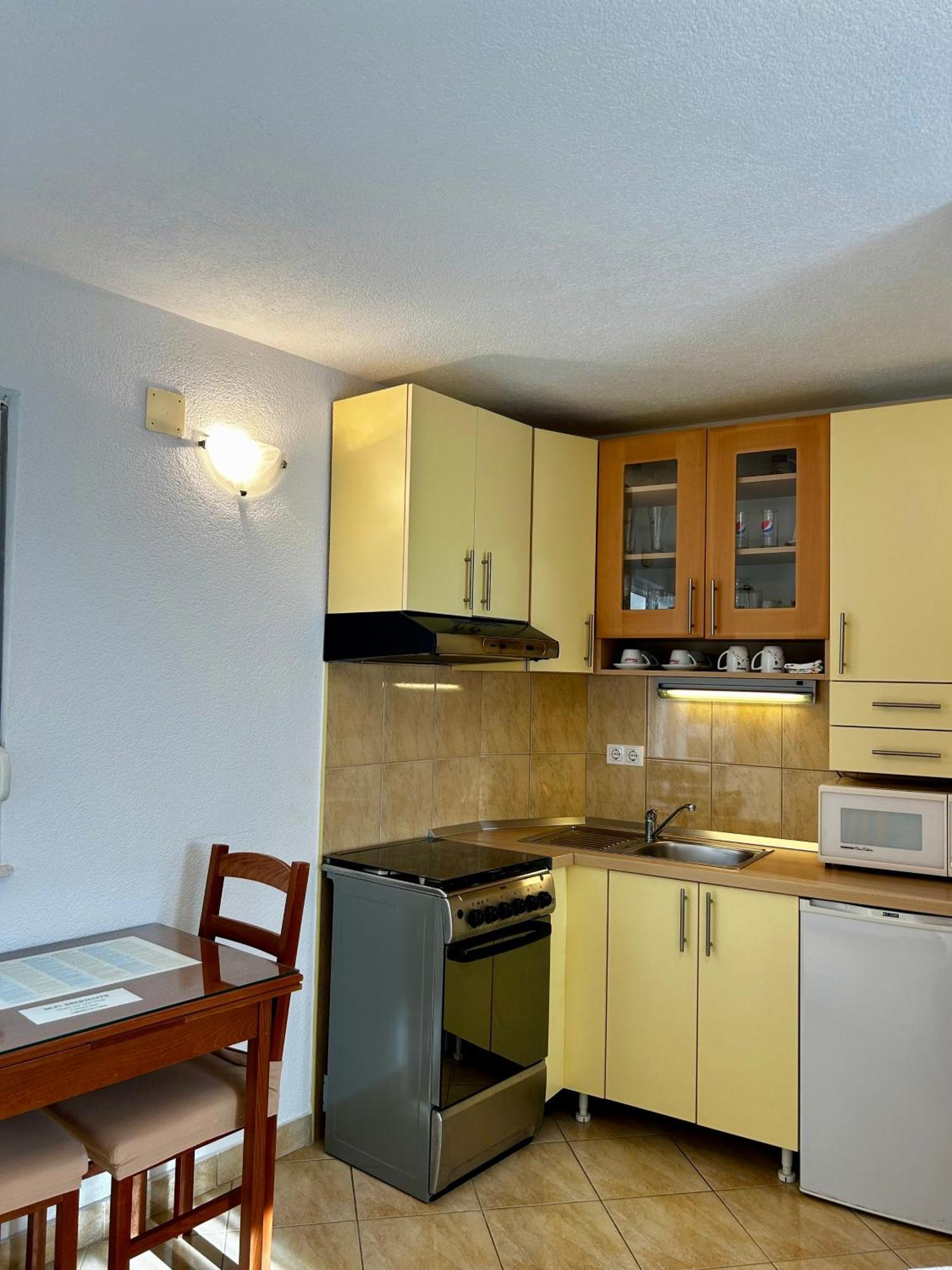 Dinka Apartment 特罗吉尔 外观 照片