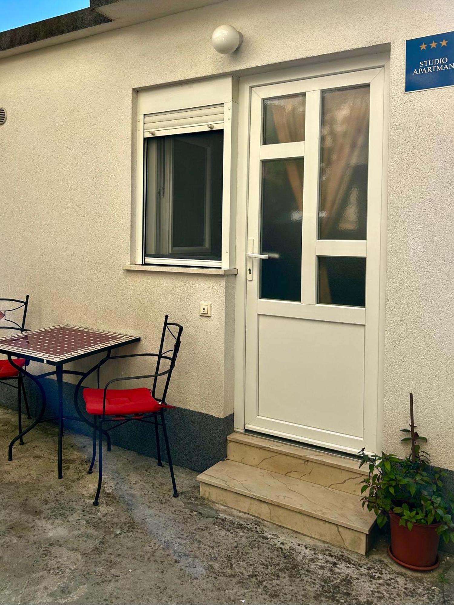 Dinka Apartment 特罗吉尔 外观 照片